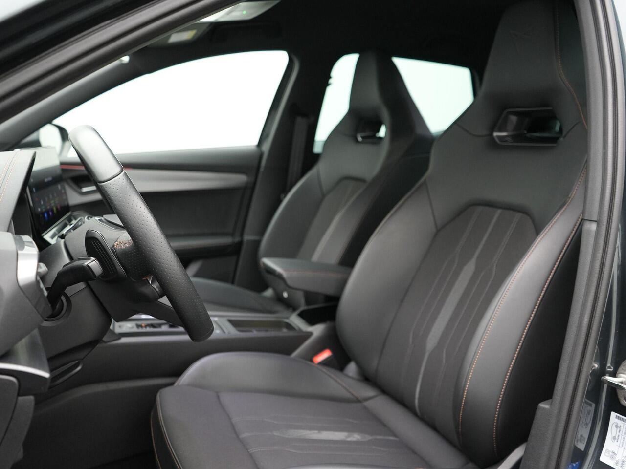 Cupra Formentor 1.4 e-Hybrid 245 pk DSG VZ Performance | Geheugenstoel | Adaptief sportonderstel | Stuur-/stoelverwarming