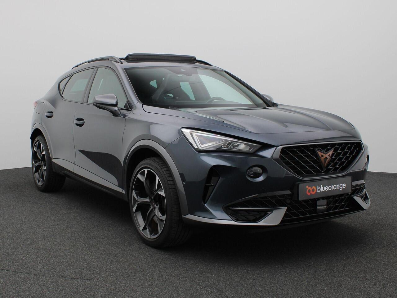 Cupra Formentor 1.4 e-Hybrid VZ Performance 245PK DSG Pano-Schuifdak, SOH 90%, Trekhaak, Side Assist, Keyless, Achteruitrijcamera, Stoel-Stuurverwarming, 19" LM Velgen