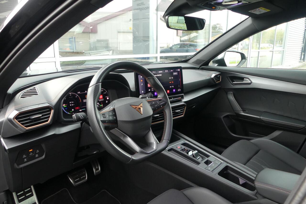 Cupra Formentor 1.4 e-Hybrid VZ Tribe Edition MEMORY SEAT, STOELVERWARMING, ADAPT. CRUISE, CLIMA, NAVI, CAMERA, PDC V&A, 44.857KM