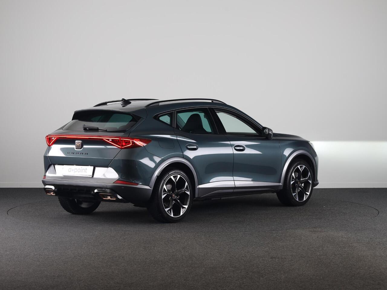 Cupra Formentor 1.4 e-Hybrid Adrenaline 204 pk Automaat (DSG) | Navigatie | Parkeersensoren (Park assist) | Adaptieve cruise control | Stoelverwarming |