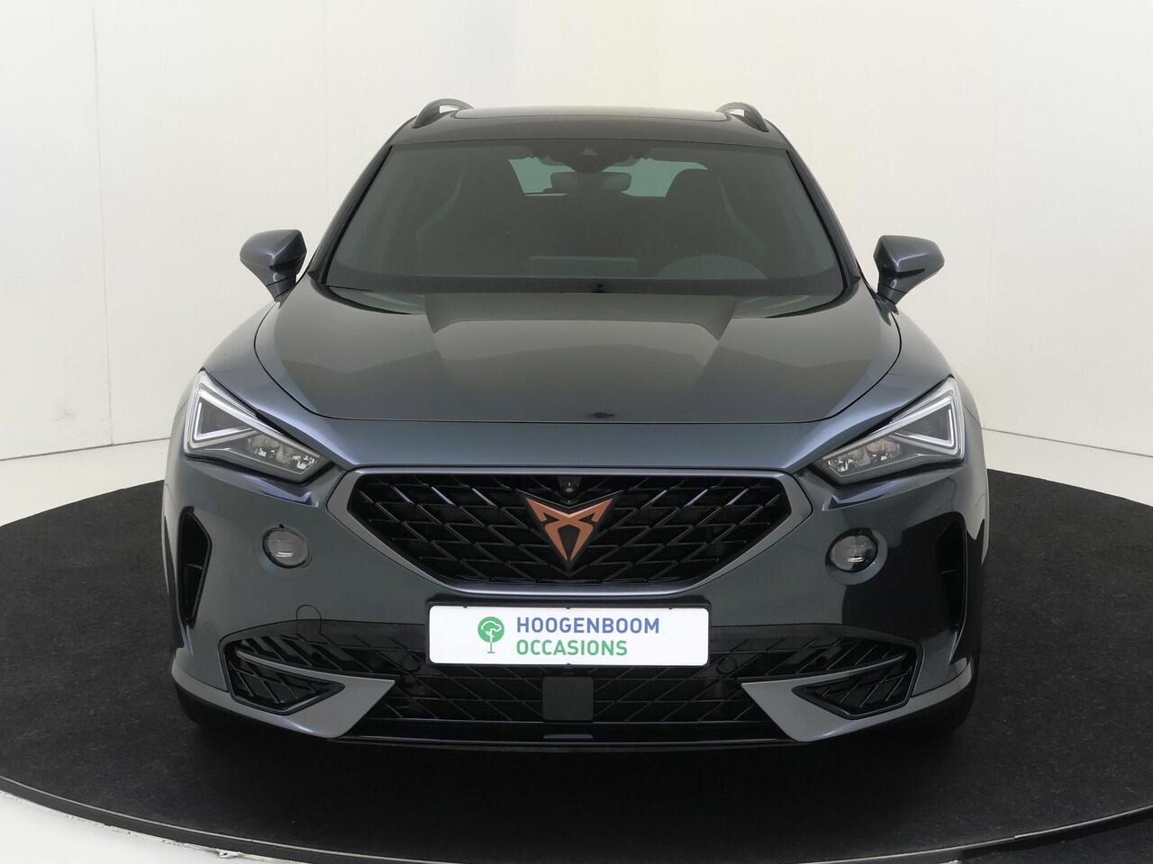 Cupra Formentor 1.4 e-Hybrid VZ Performance | SoH 95% | Panoramadak | 360 camera | Adaptieve demping systeem | 3-zone airco | Keyless | Dodehoek detectie | Adaptieve cruise control | CarPlay |