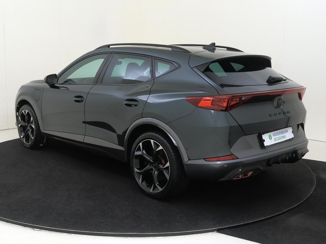 Cupra Formentor 1.4 e-Hybrid VZ Performance | SoH 95% | Panoramadak | 360 camera | Adaptieve demping systeem | 3-zone airco | Keyless | Dodehoek detectie | Adaptieve cruise control | CarPlay |