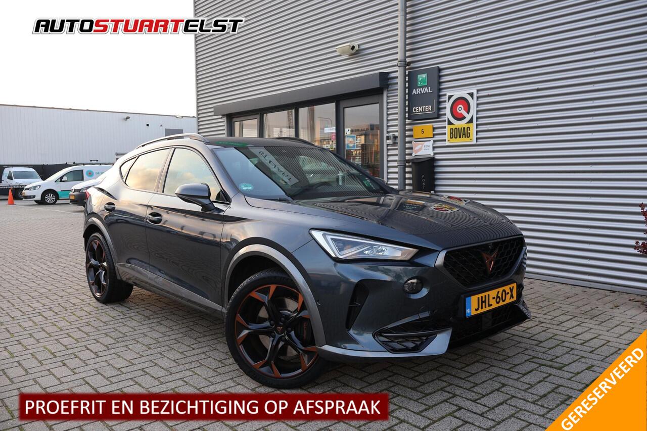 Cupra Formentor 1.4 VZ Copper Edition 245PK | 1e Eigenaar | Dealer Onderh. | BTW | Cupra knop | Sfeer | 1 Laadkabel | Donkere Hemel | 360Cam | Matrix Led | Stuur+Stoelverwarming | Camera | Carplay | Ad Cruise | Climate Control | Elek Klep |