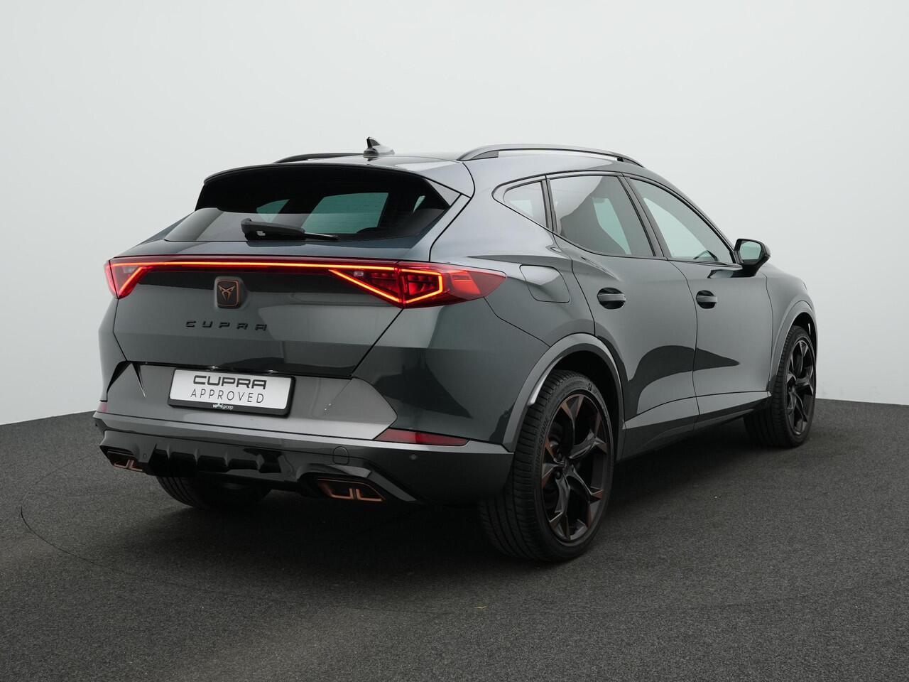 Cupra Formentor 1.4 e-Hybrid 245 pk DSG VZ Performance | Geheugenstoel | Adaptief sportonderstel | Stuur-/stoelverwarming