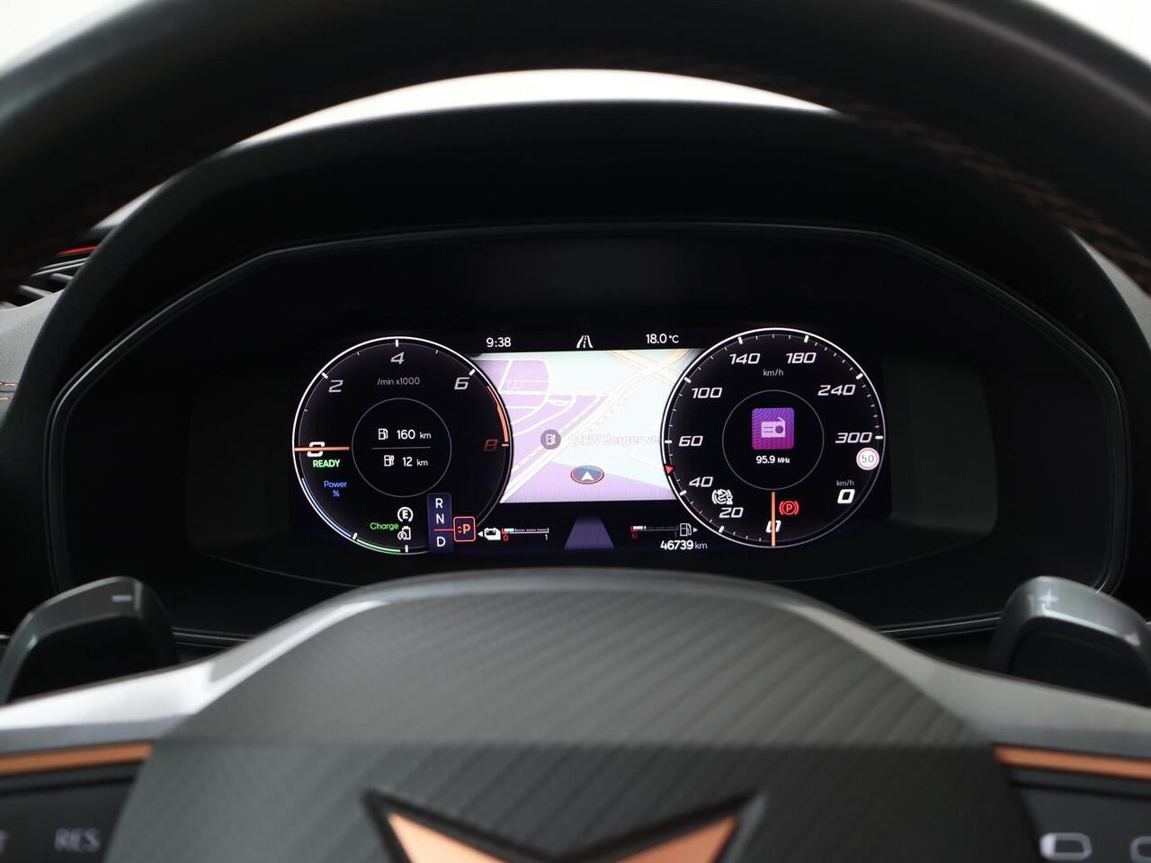 Cupra Formentor 1.4 e-Hybrid VZ Performance | 245 PK | SoH 91% | Trekhaak wegklapbaar | Panoramadak | Virtual Pedal | 19"LM velgen | Adaptive cruise control |