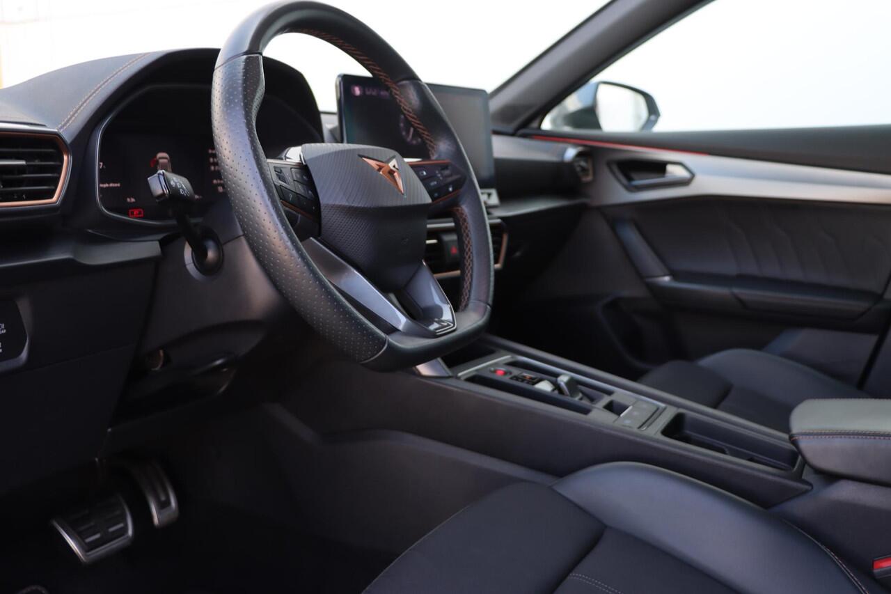 Cupra Formentor 1.4 e-Hybrid VZ Performance 245pk DSG6 | Pano | Camera | Kuipstoelen|SOH 88,4%