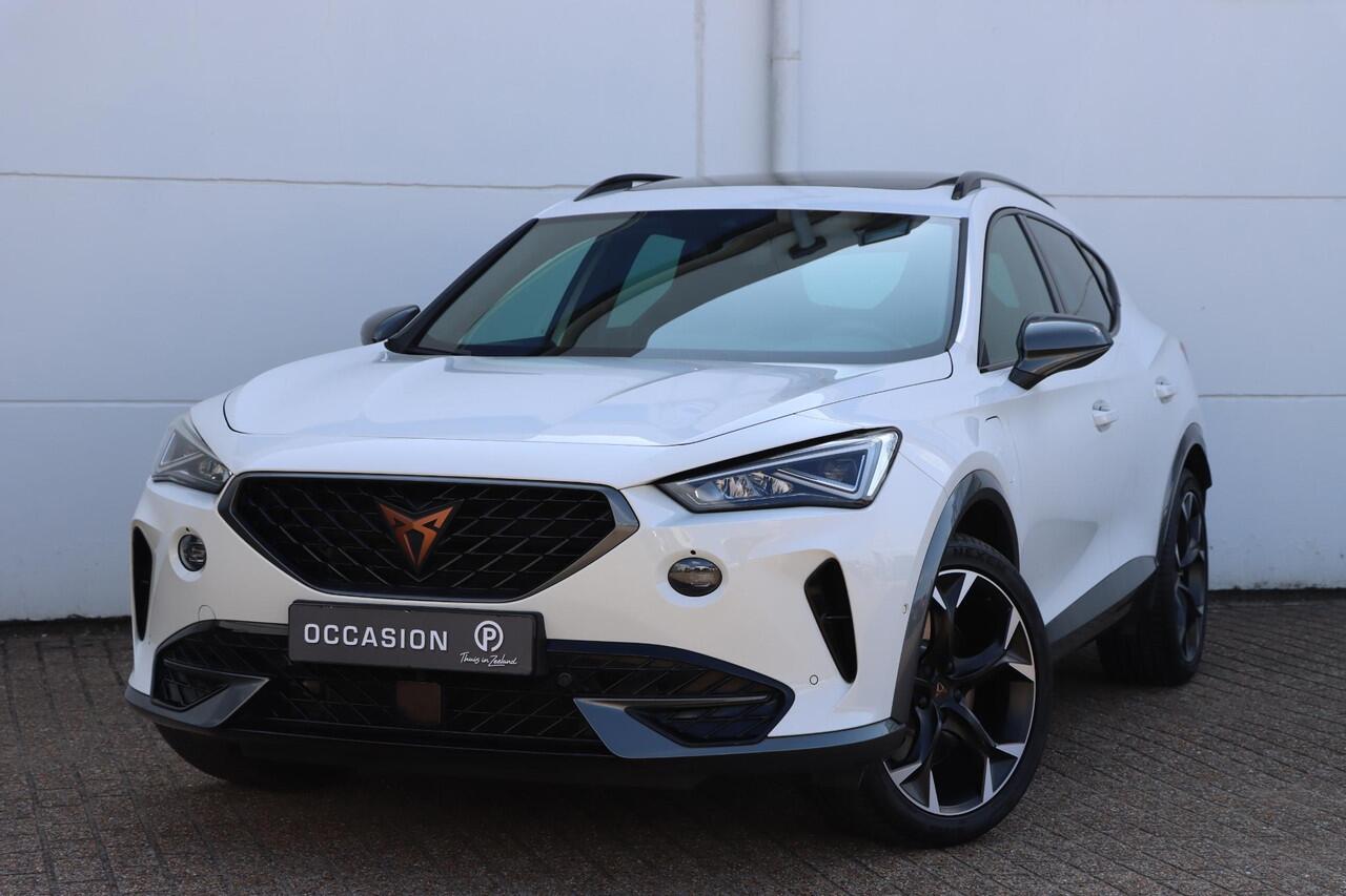 Cupra Formentor 1.4 e-Hybrid VZ Performance 245pk DSG6 | Pano | Camera | Kuipstoelen|SOH 88,4%