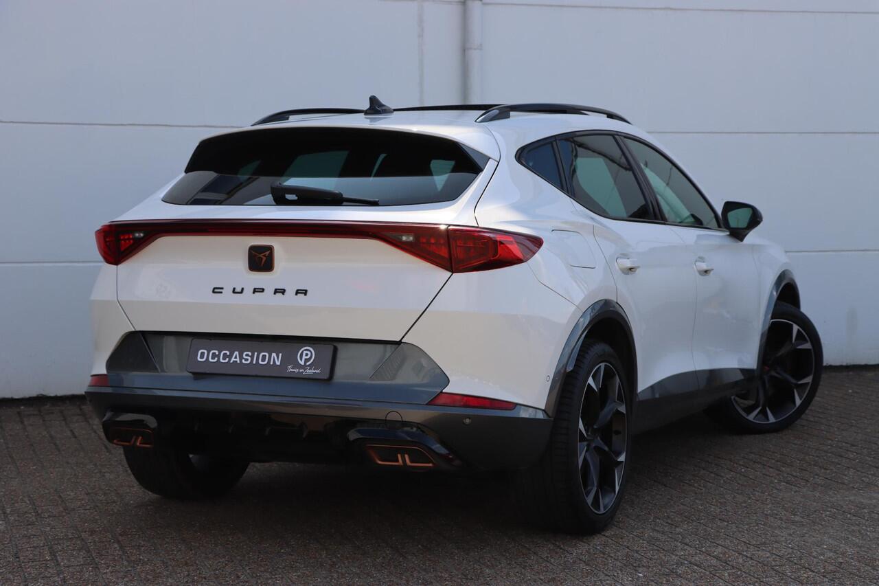 Cupra Formentor 1.4 e-Hybrid VZ Performance 245pk DSG6 | Pano | Camera | Kuipstoelen|SOH 88,4%