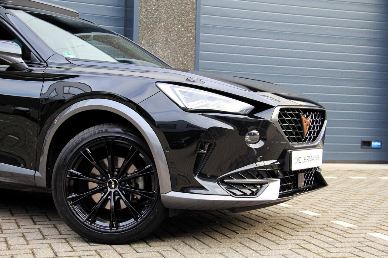 Cupra Formentor 1.4 e-HYBRID DSG Full Black | Vol in de opties | Trekhaak | Pano | ABT | BTW!