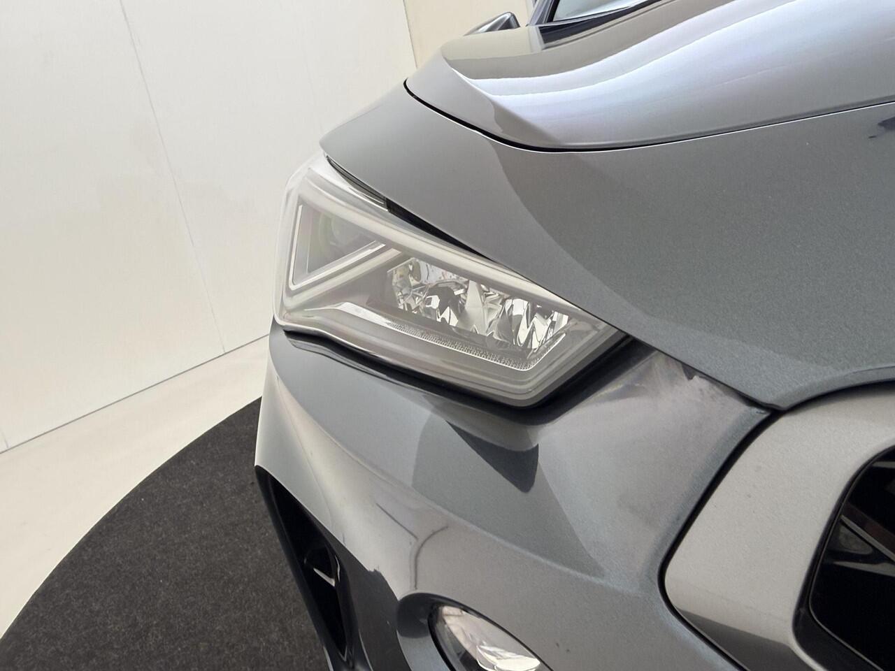 Cupra Formentor 1.4 e-Hybrid Performance | Adaptieve demping | Parkeerassistent | Keyless | Adaptieve cruise control | Dodehoek detectie | Navigatie | Stoel- en stuurwielverwarming |