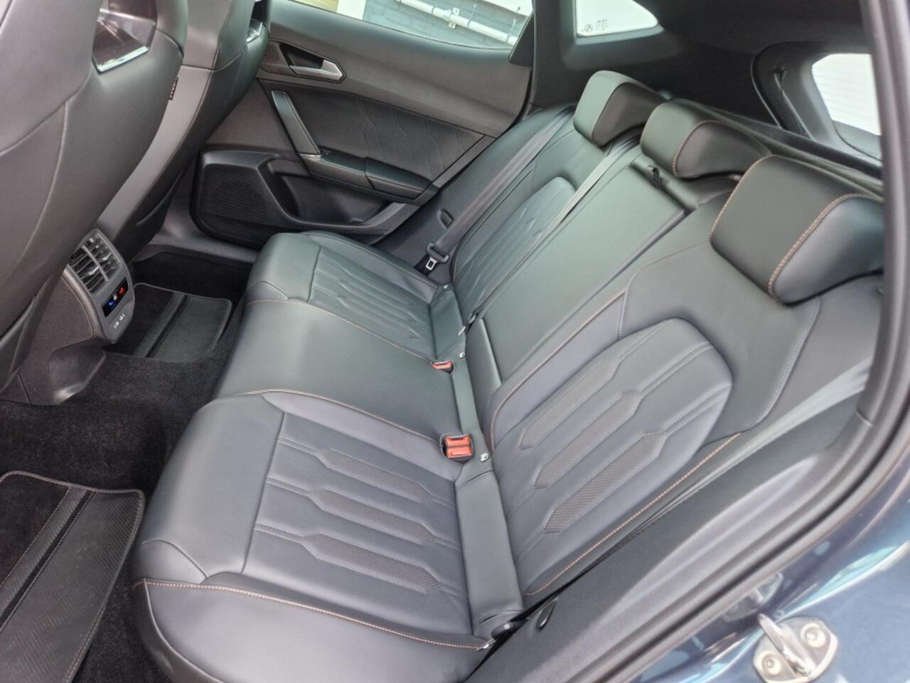 Cupra Formentor 1.4iE-HYB VZ Performance Volleer Virtual ADCR Apple Panorama 19LM