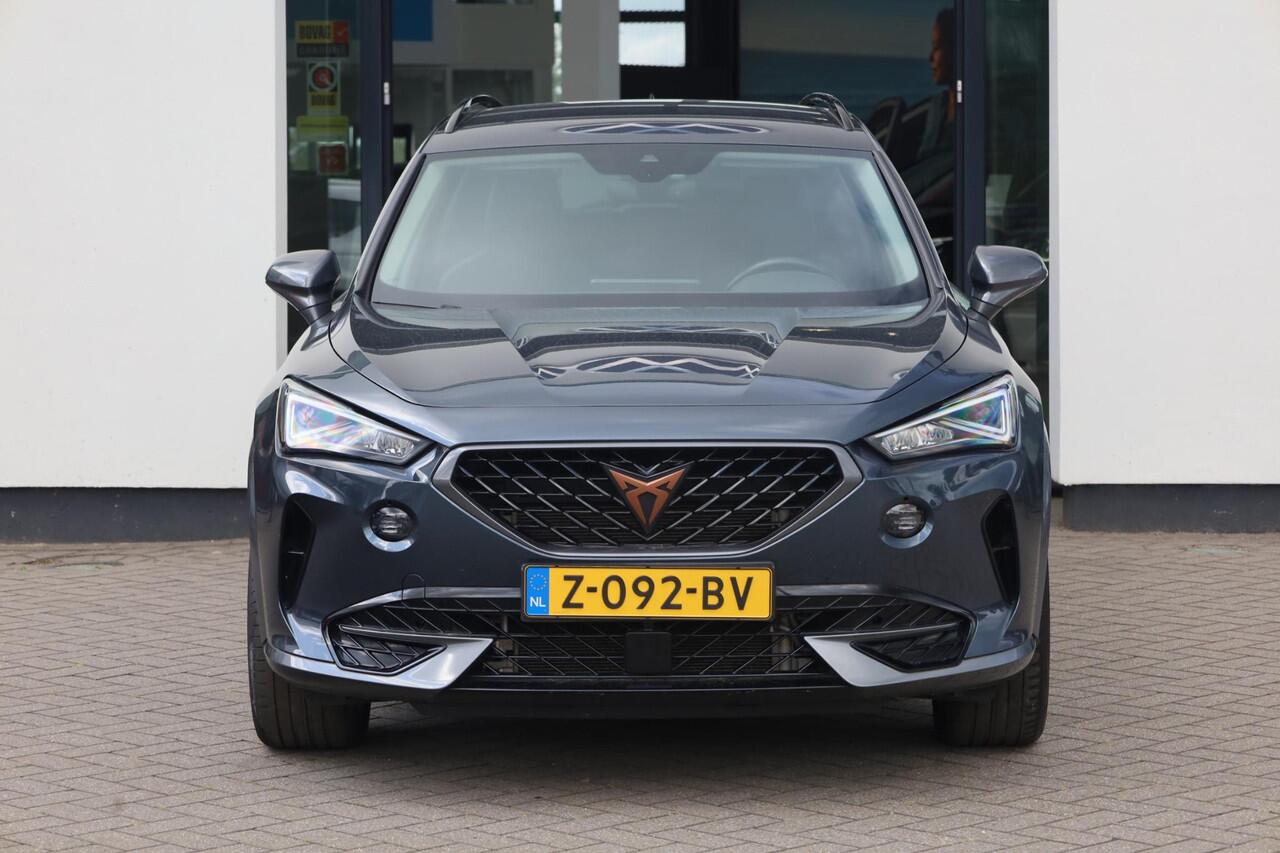 Cupra Formentor 1.4 TSI e-Hybrid Essential 204PK / 150kW, Achteruitrijcamera, adaptieve cruise control (acc), multifunctioneel verwarmbaar stuurwiel, winterpakket, 18'' LMV, getinte ruiten achter, parkeersensoren voor + achter, full LED koplampen