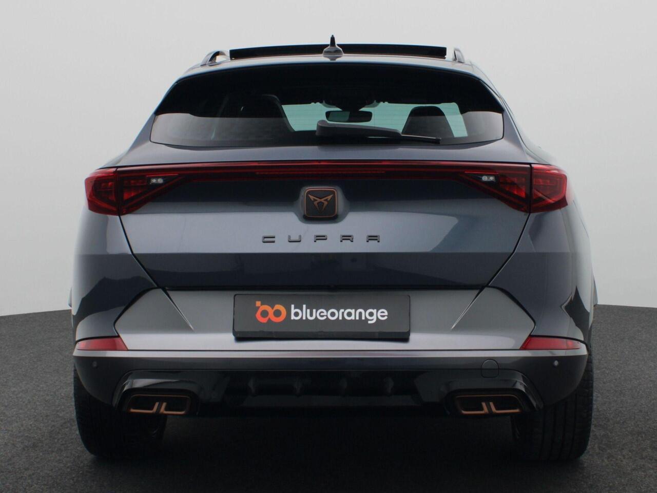 Cupra Formentor 1.4 e-Hybrid VZ Performance 245PK DSG panoramadak, keyless, dodehoek assistent, achteruitrijcamera, 19" lichtmetaal