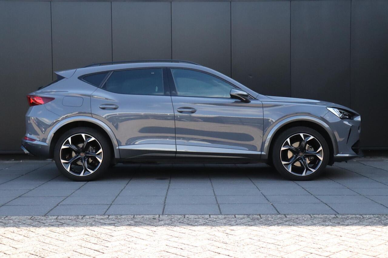 Cupra Formentor 1.4 e-Hybrid Business| PANO | PDC | CRUISE | NAVI | APPLE CARPLAY | SOH 98,5% |