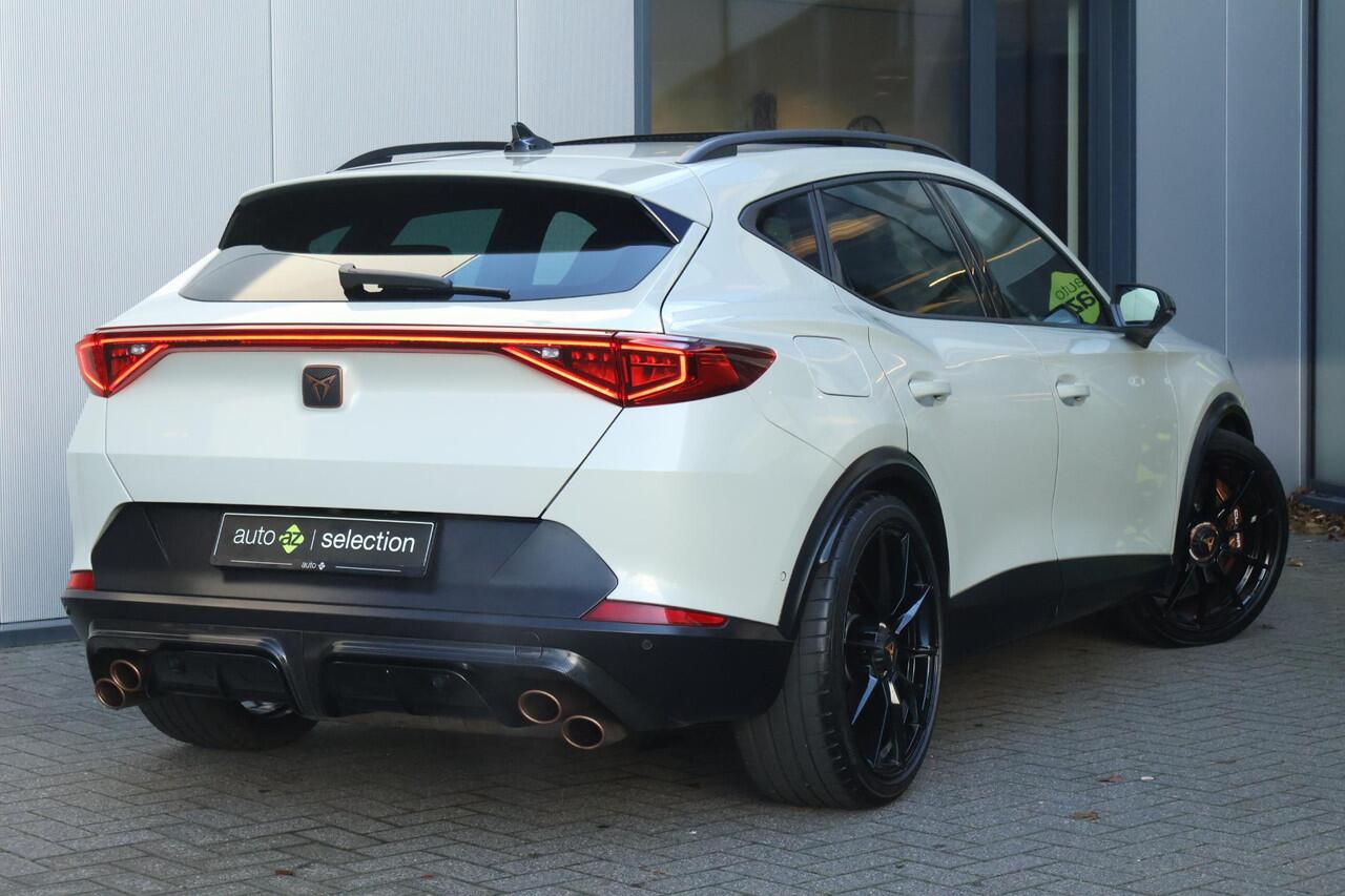Cupra Formentor VZ5 2.5 TSI Taiga Grey 625/999 / Carbon / Beats / Panorama