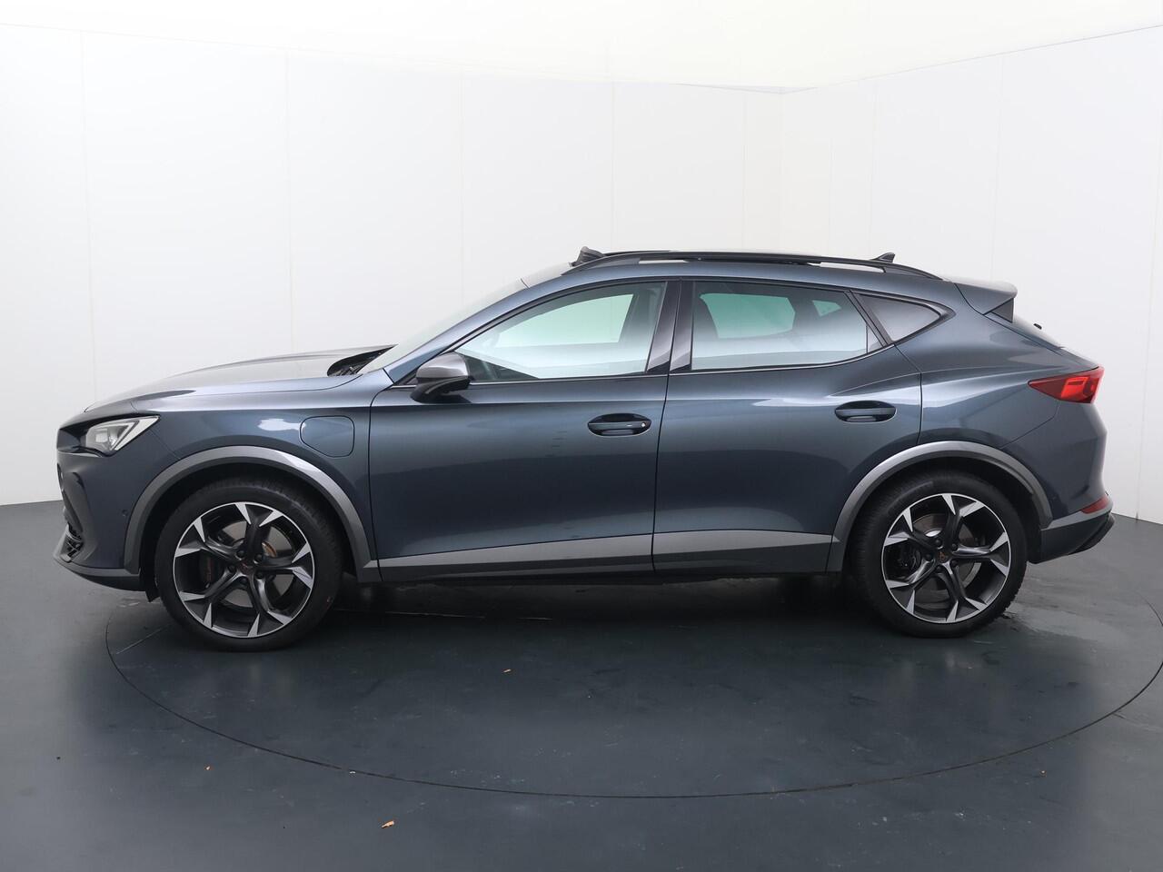 Cupra Formentor 1.4 e-Hybrid VZ Performance | 245 PK | SoH 93% | Trekhaak | Panoramadak | Navigatiesysteem |