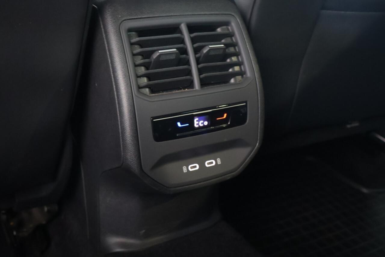 Cupra Formentor 1.4 e-Hybrid Business 204pk Sport | LED | Camera | Apple Carplay