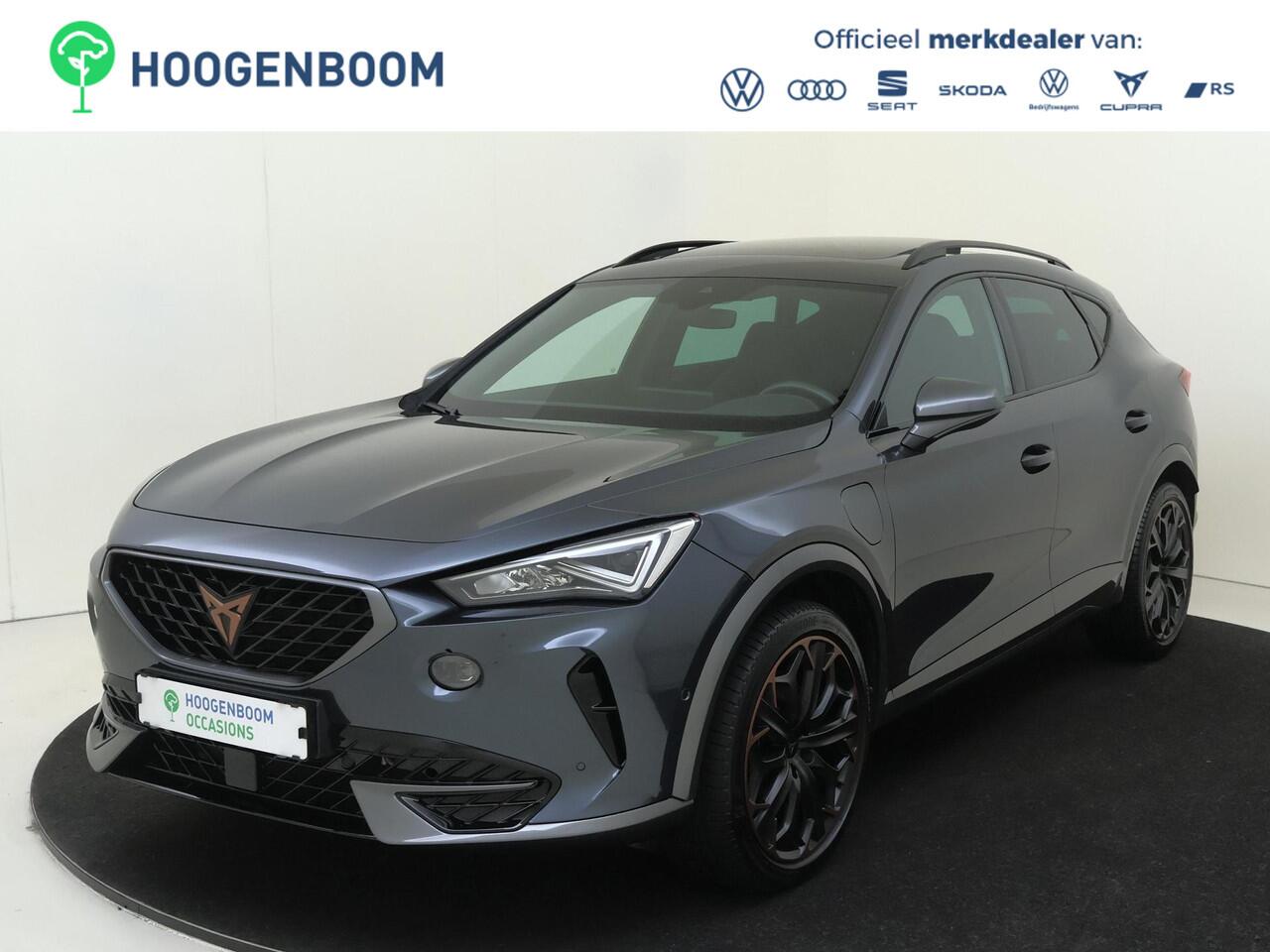 Cupra Formentor 1.4 e-Hybrid VZ Performance | SoH 99% | Panoramadak | Adaptieve demping | Kuipstoelen | Achteruitrijcamera | 3-zone airco | Dodehoek detectie | Keyless | CarPlay |