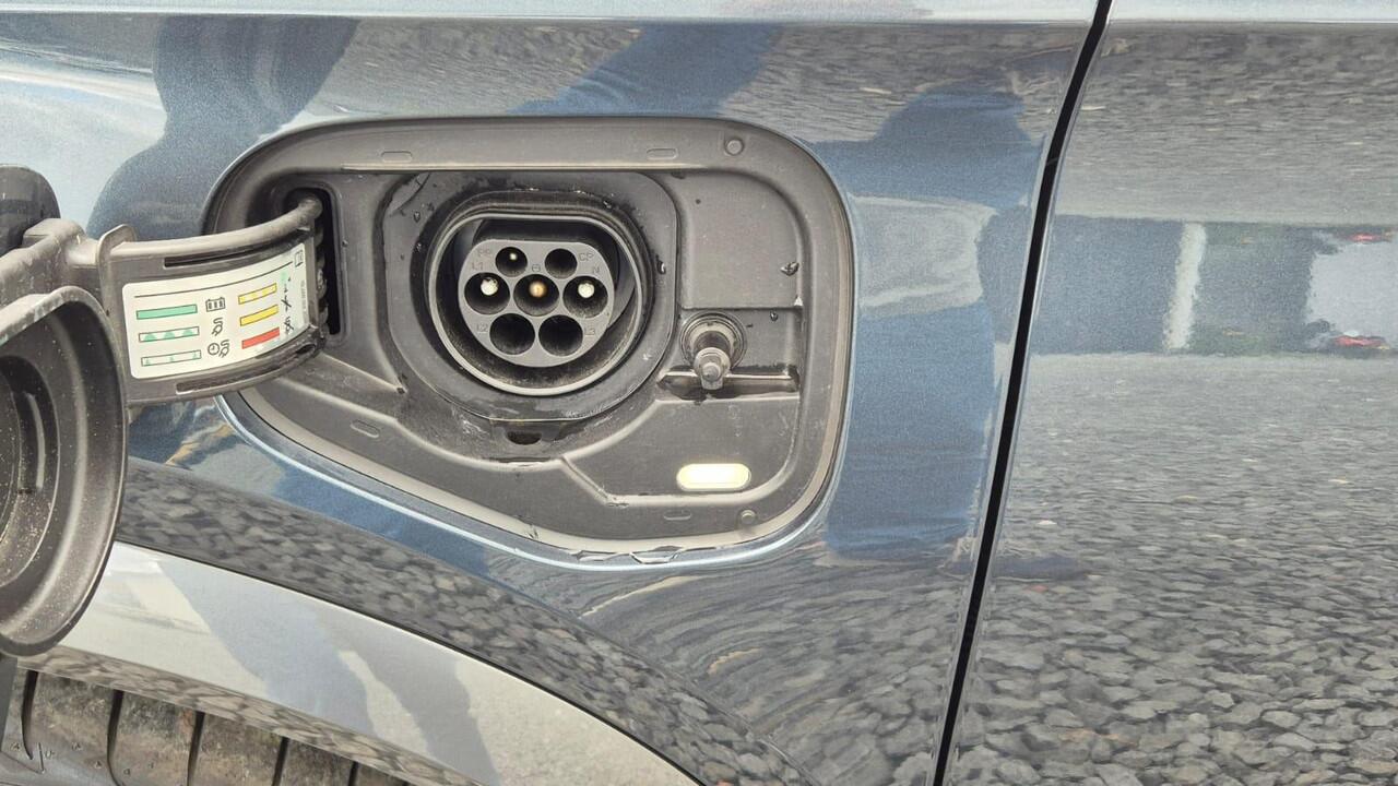 Cupra Formentor 1.4 e-Hybrid Panorama Dak - Camera achter - Adaptive Cruise Control - Stoel verwarming