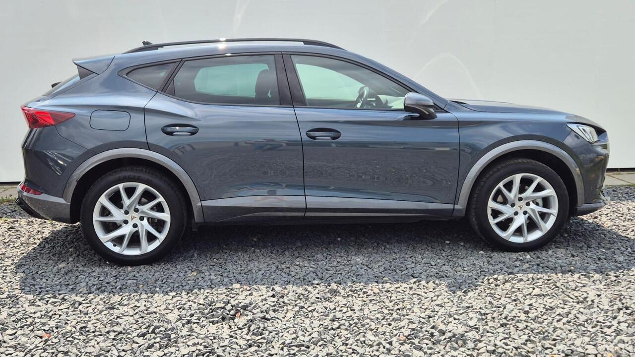 Cupra Formentor 1.4 e-Hybrid Panorama Dak - Camera achter - Adaptive Cruise Control - Stoel verwarming