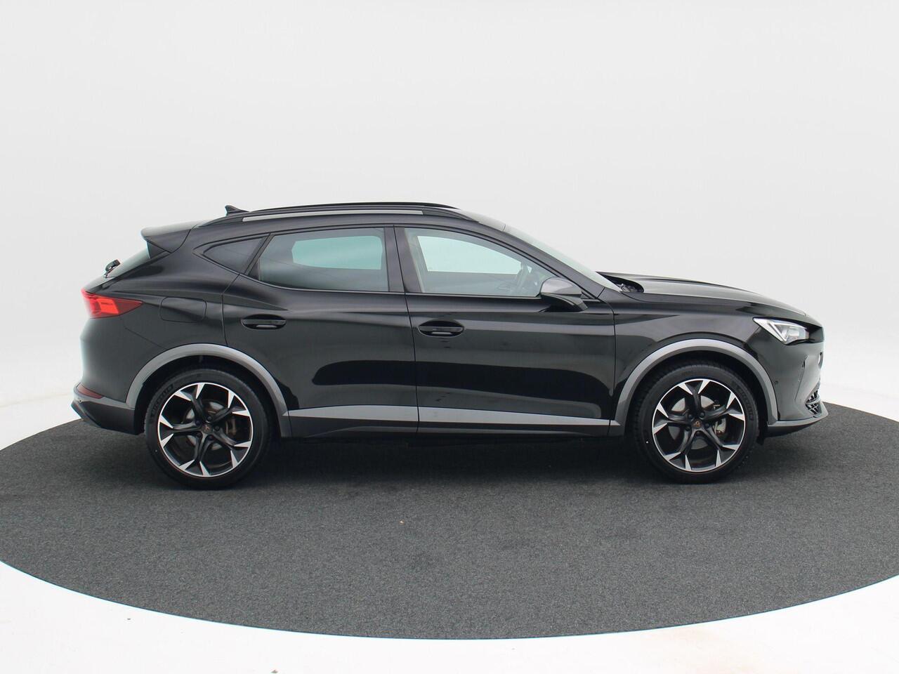Cupra Formentor 1.4 e-Hybrid 204 Pk Essential | Stoel/Stuur Verwarming | Adaptive Cruise | Full LED | Navigatie | CarPlay | 19 Inch 89.657 Km !!