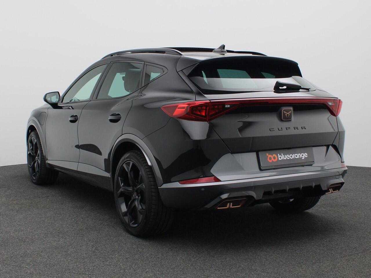 Cupra Formentor 1.4 e-Hybrid Business 204PK DSG Panoramadak, Achteruitrijcamera, Keyless, Side assist, Alarm, 19'' lichtmetaal, Elek. achterklep