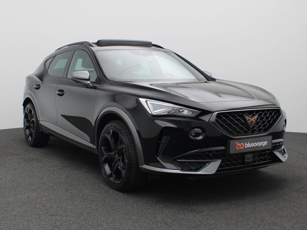 Cupra Formentor 1.4 e-Hybrid Business 204PK DSG Panoramadak, Achteruitrijcamera, Keyless, Side assist, Alarm, 19'' lichtmetaal, Elek. achterklep