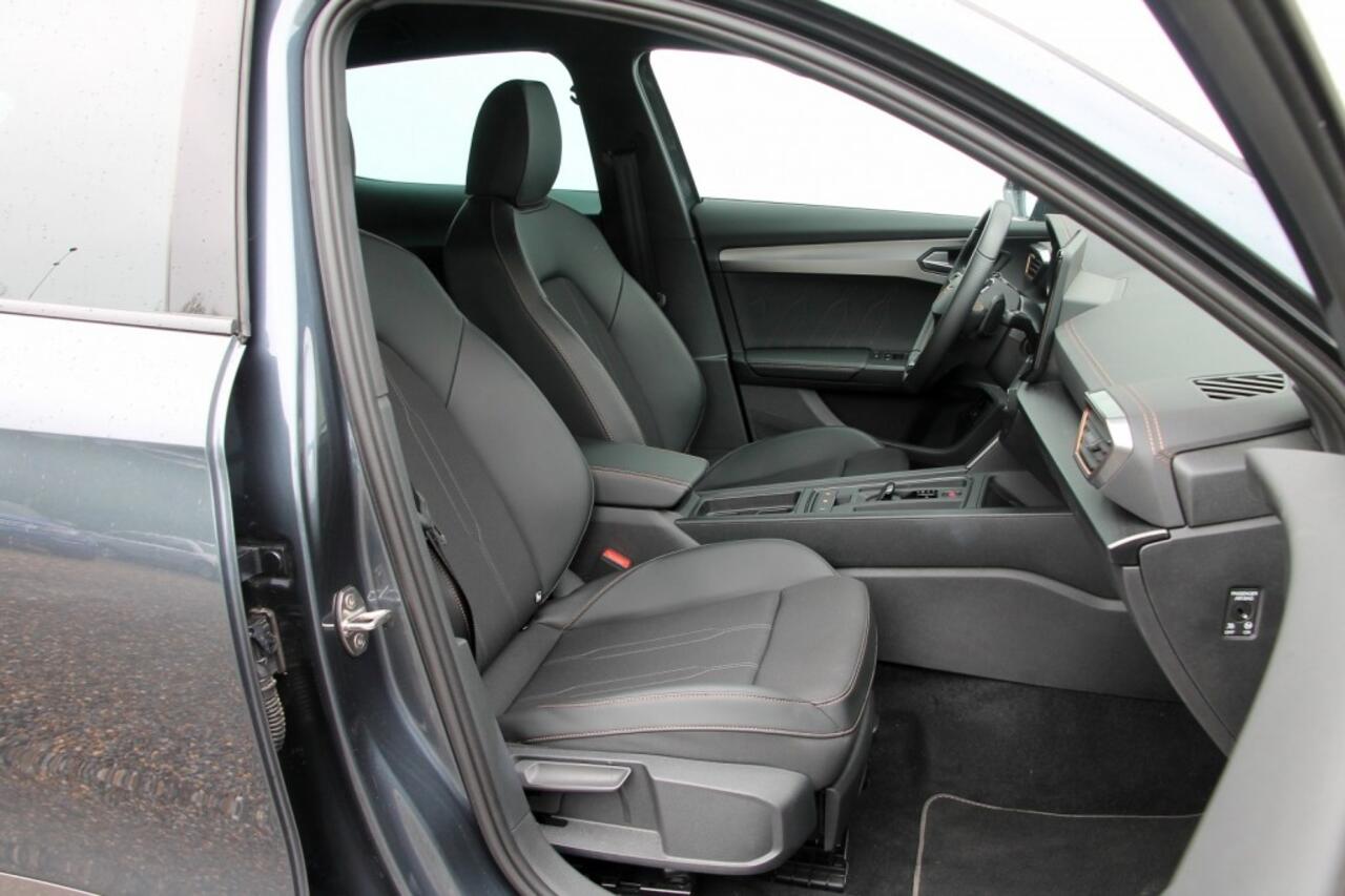 Cupra Formentor 1.4 TSI e-Hybrid - 204 pk **Camera / Full Link
