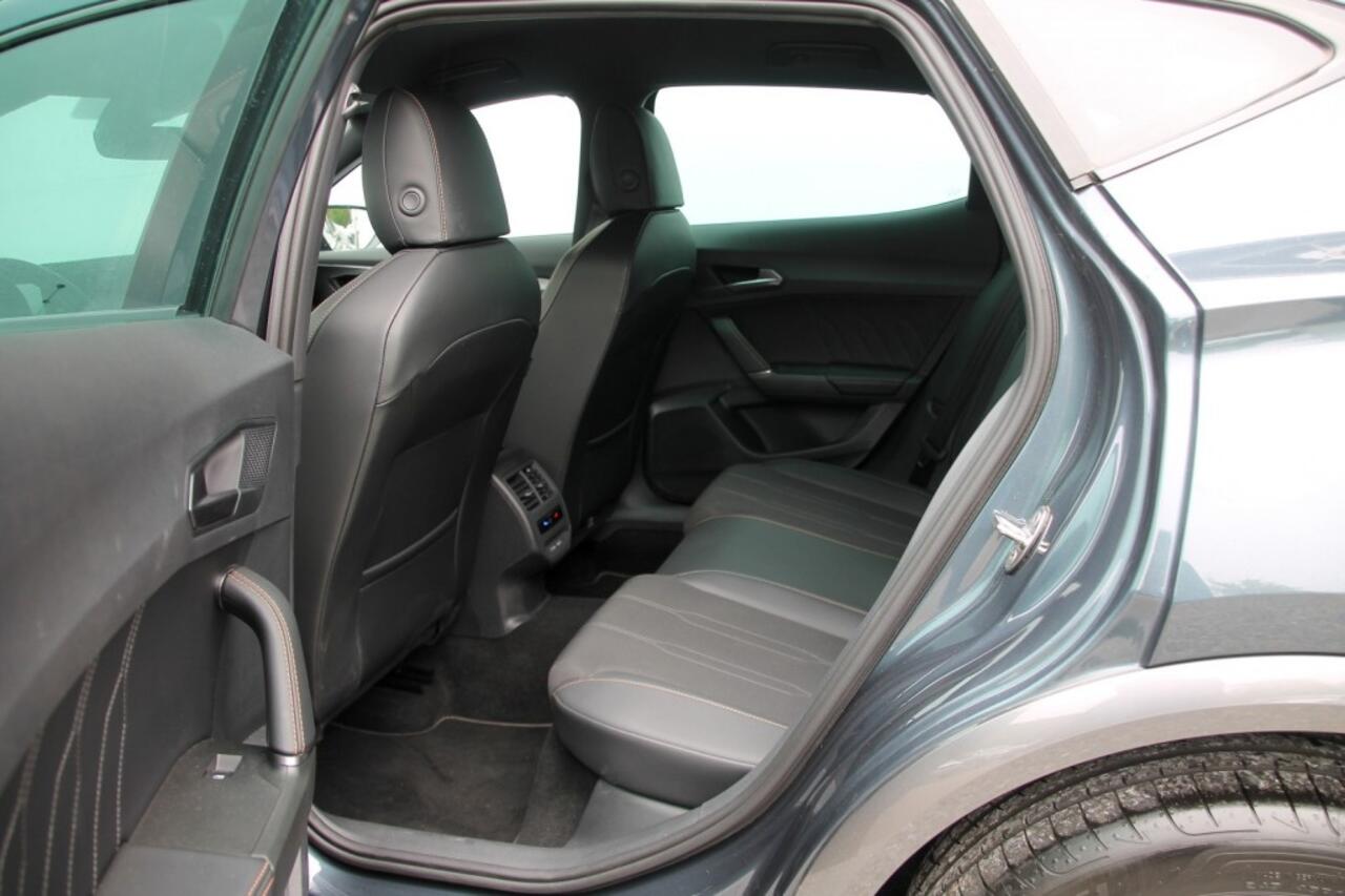 Cupra Formentor 1.4 TSI e-Hybrid - 204 pk **Camera / Full Link