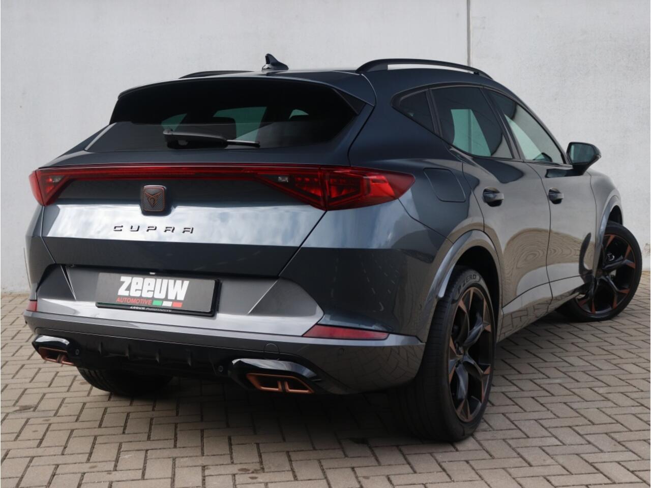 Cupra Formentor VZ 1.4 e-HYBRID 205 PK | Navi | Carplay | LED | Camera | 19"