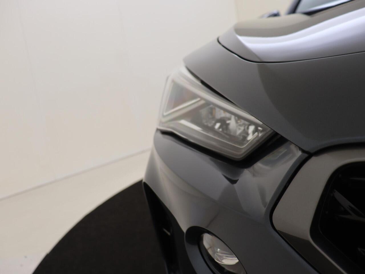 Cupra Formentor 1.4 e-Hybrid Business | SoH 100% | Achteruitrijcamera | 3-zone airco | Adaptieve cruise control | Dodehoek detectie | Keyless | CarPlay | Navigatie | Stoel- en stuurwielverwarming |