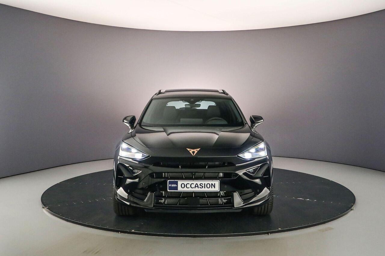 Cupra Formentor Business 1.5 TSI eHybrid 204pk DSG Automaat Panoramadak, Elektrische achterklep, Adaptive cruise control, 360 camera, Achteruitrijcamera, Stuurwiel verwarmd, Navigatie