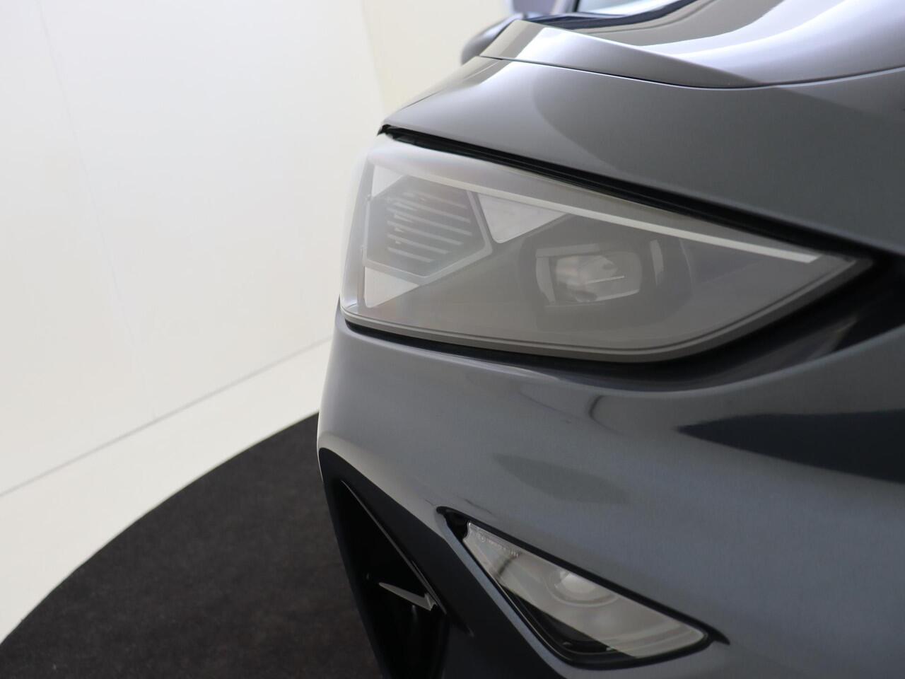 Cupra Formentor 1.5 TSI e-Hybrid Business | Panoramadak | Cupra mode | Keyless | 360 camera | Parkeerassistent | Dodehoek detectie | CarPlay | Sfeerverlichting |