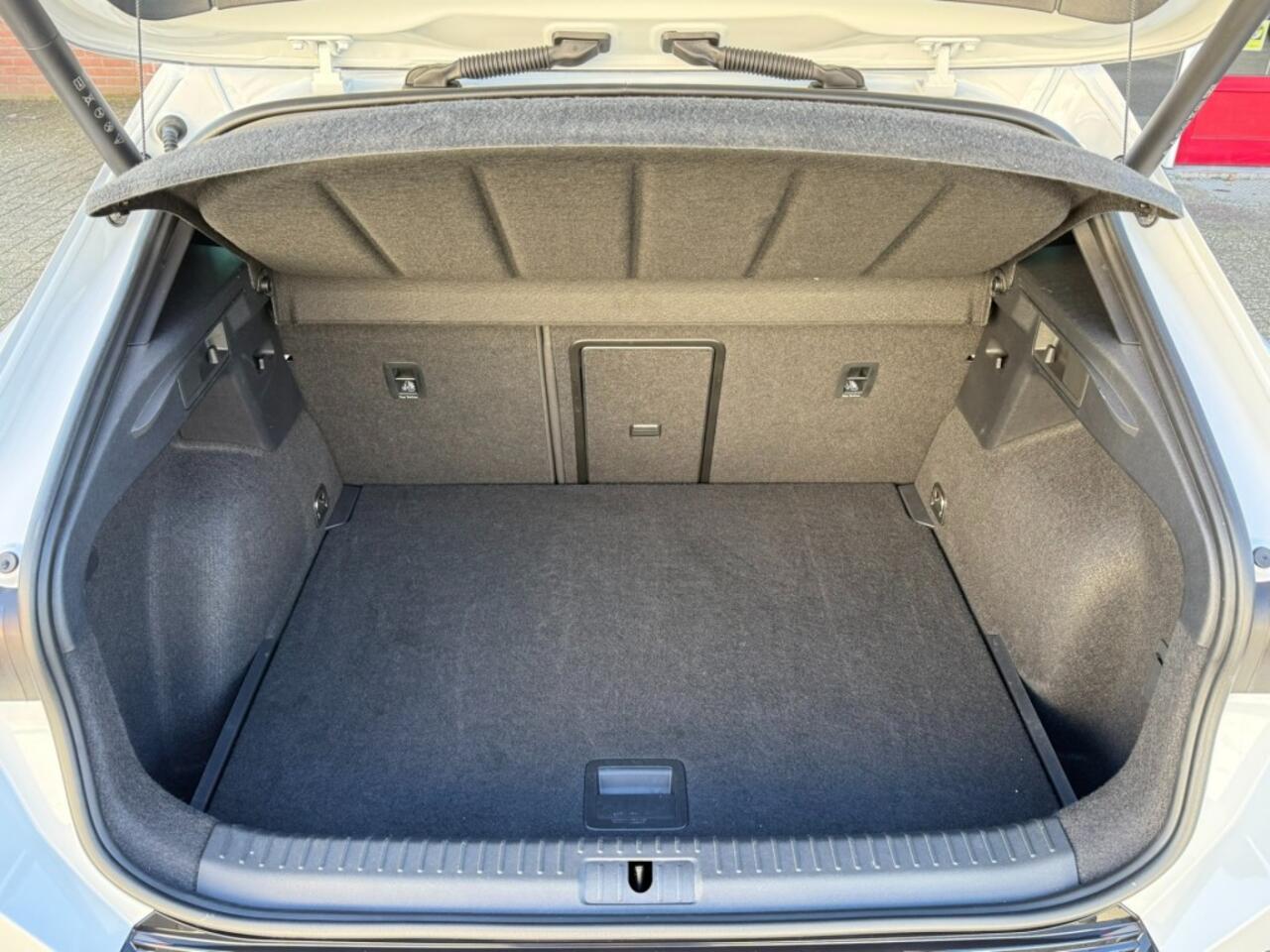 Cupra Formentor 1.5 eTSI Business 150 PK Automaat I LED I Adapt. Cruise I Edge Pakket