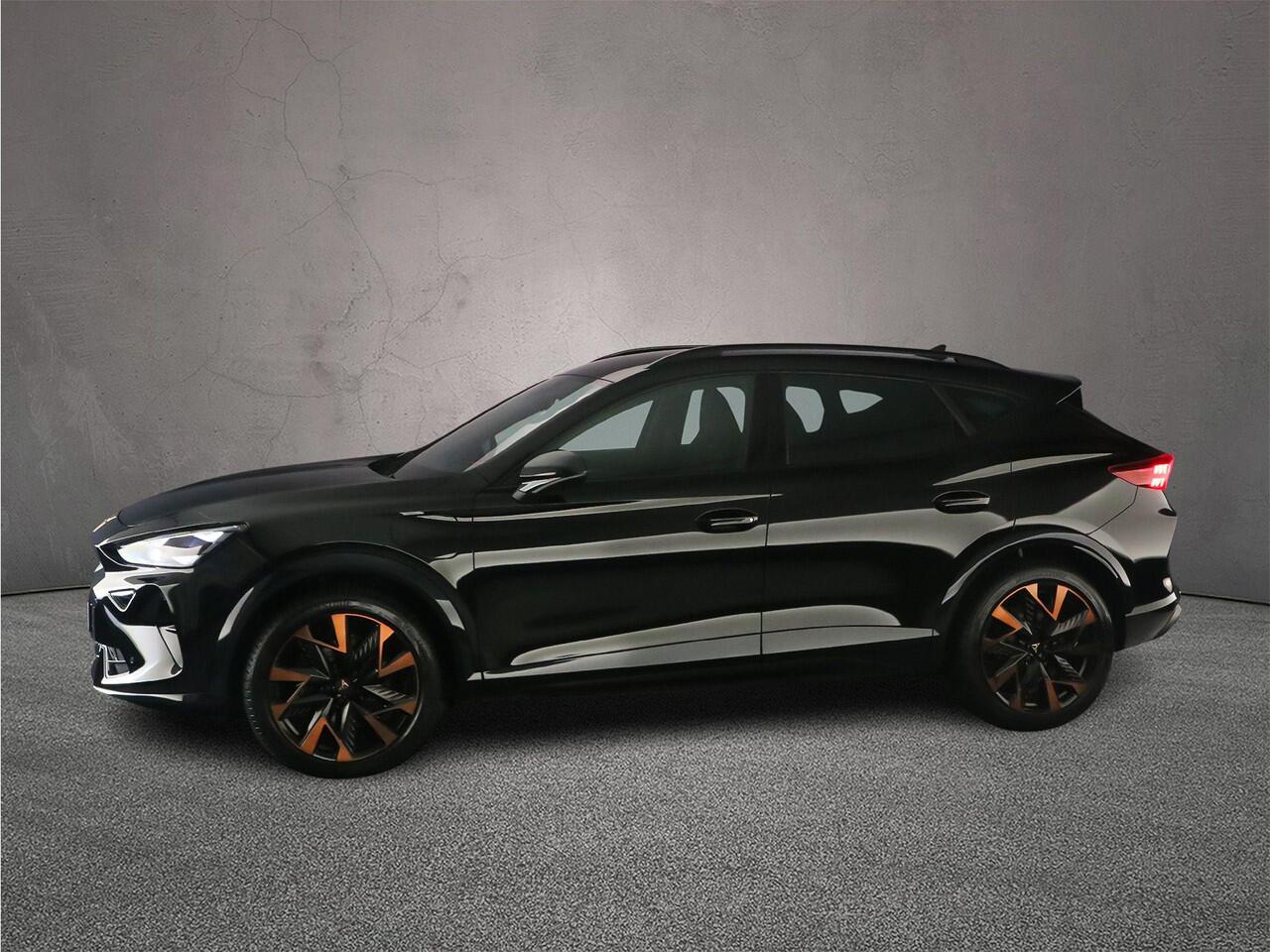 Cupra Formentor VZ Performance 1.5 TSI eHybrid 272pk DSG Automaat Adaptive cruise control, Sennheiser audio, LED matrix koplampen, Achteruitrijcamera, Elektrische achterklep