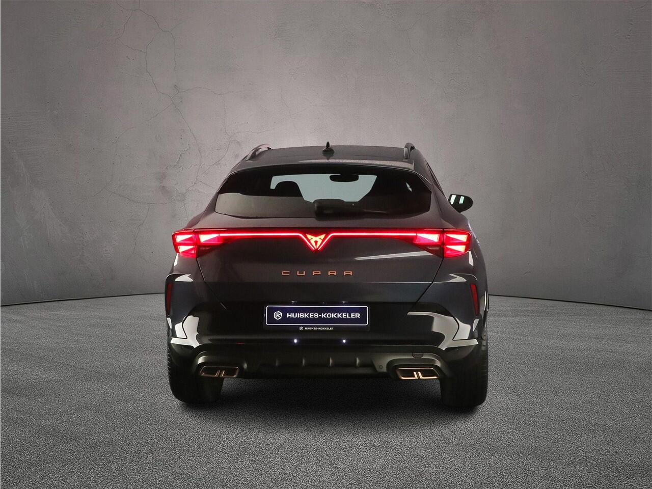 Cupra Formentor VZ Performance 1.5 TSI eHybrid 272pk DSG Automaat Adaptive cruise control, Sennheiser audio, Achteruitrijcamera, LED matrix koplampen, Elektrische achterklep