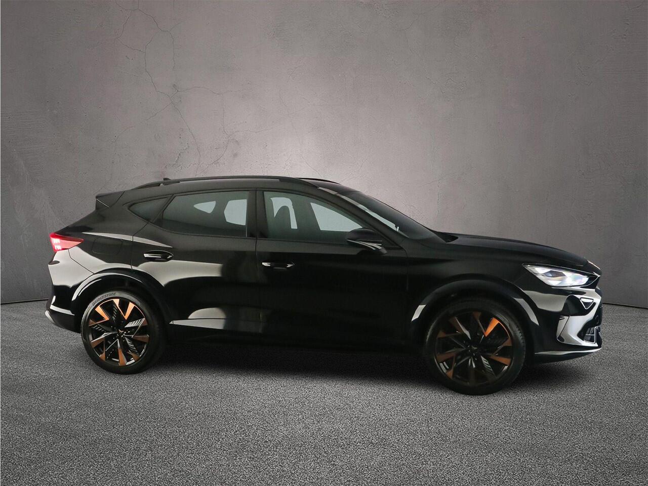 Cupra Formentor VZ Performance 1.5 TSI eHybrid 272pk DSG Automaat Adaptive cruise control, Sennheiser audio, Achteruitrijcamera, Elektrische achterklep, Navigatie