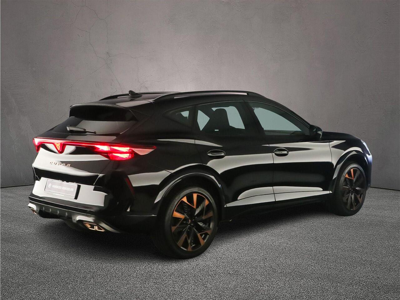 Cupra Formentor VZ Performance 1.5 TSI eHybrid 272pk DSG Automaat Adaptive cruise control, LED matrix koplampen, Sennheiser audio, Achteruitrijcamera, Elektrische achterklep