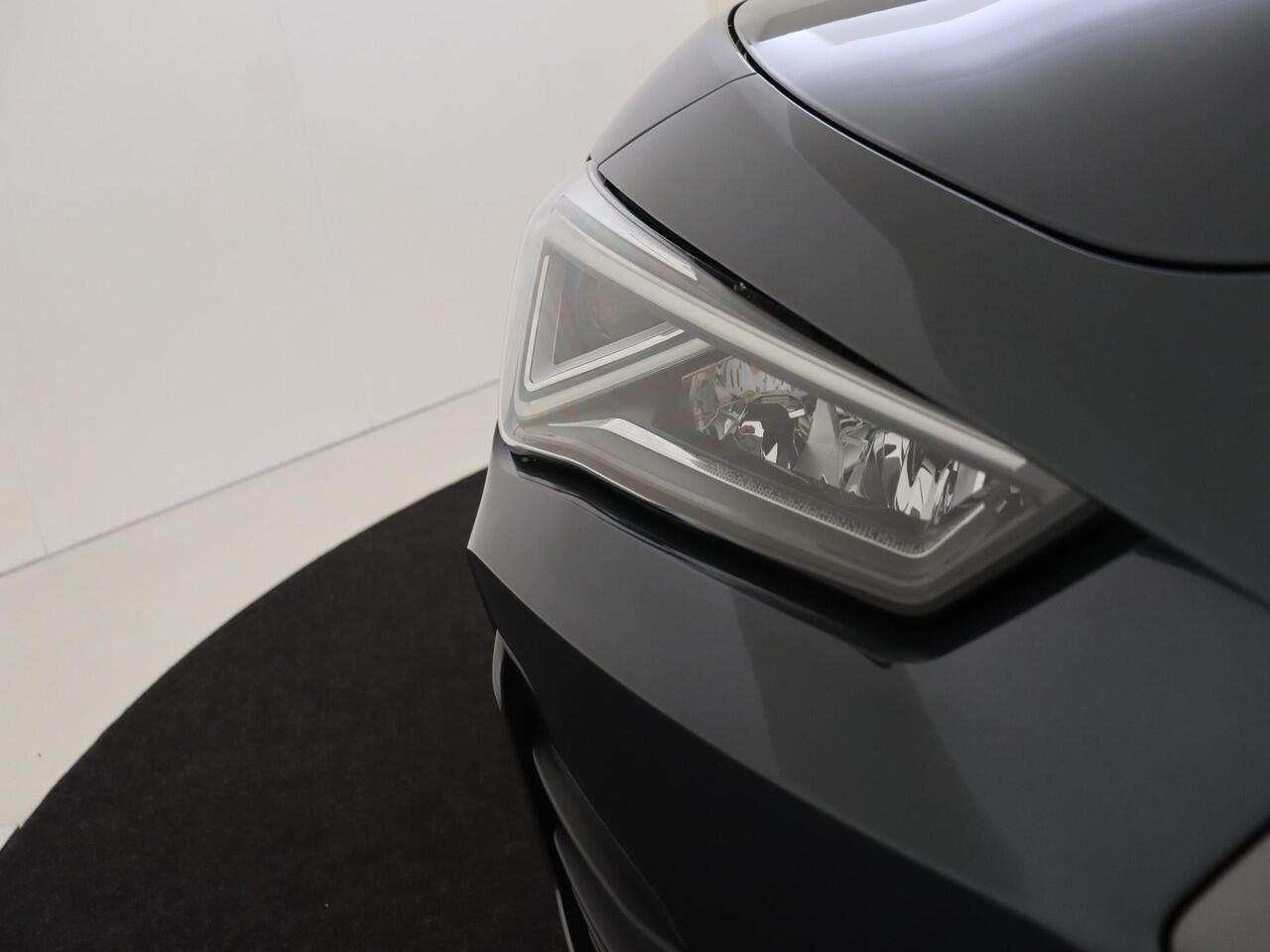 Cupra Leon 1.4 e-Hybrid VZ Performance | SoH 98% | Adaptieve demping systeem | 3-zone airco | Keyless | Cruise control | Stoel- en stuurwielverwarming | CarPlay | Navigatie |