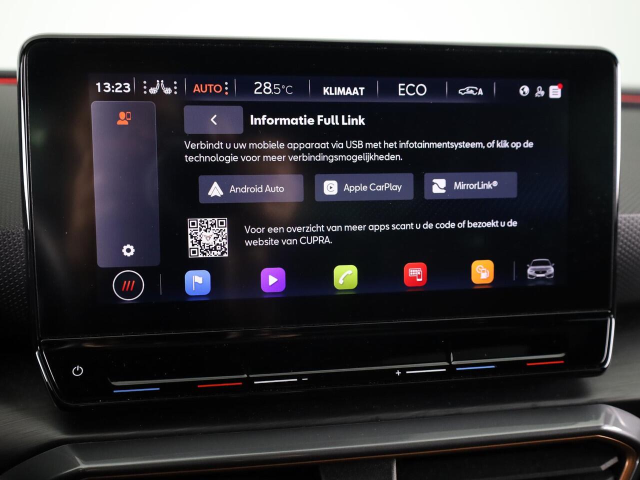 Cupra Leon 1.4 e-Hybrid VZ Performance 245pk | Panoramadak | Sporstoelen | Navigatie | Verwarmbare voorstoelen | 19 inch Lichtmetalen velgen |