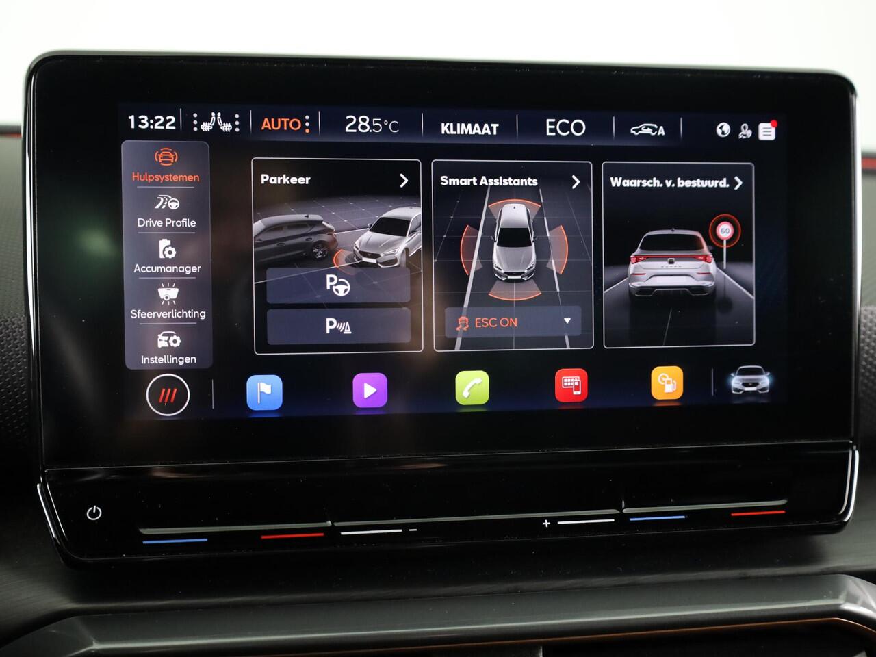 Cupra Leon 1.4 e-Hybrid VZ Performance 245pk | Panoramadak | Sporstoelen | Navigatie | Verwarmbare voorstoelen | 19 inch Lichtmetalen velgen |