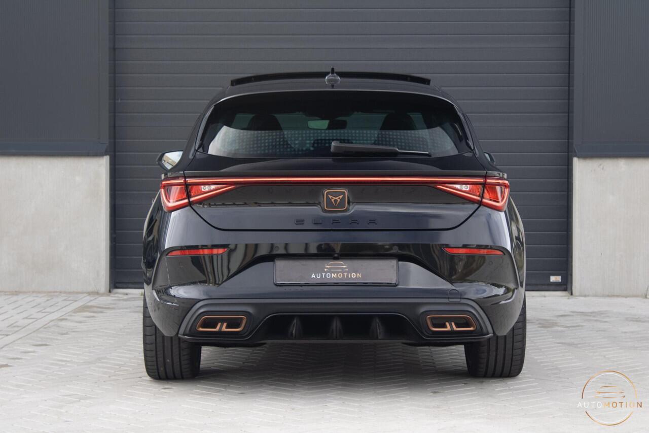 Cupra Leon 1.4 e-Hybrid VZ 245 PANO CAMERA ACC Sfeerverlichting