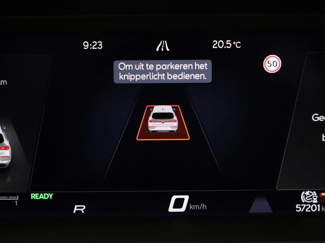 Cupra Leon 1.4e-Hybrid 150kW/204PK DSG · Navigatie · Apple/Android Car Play · Camera + Parkeersensoren