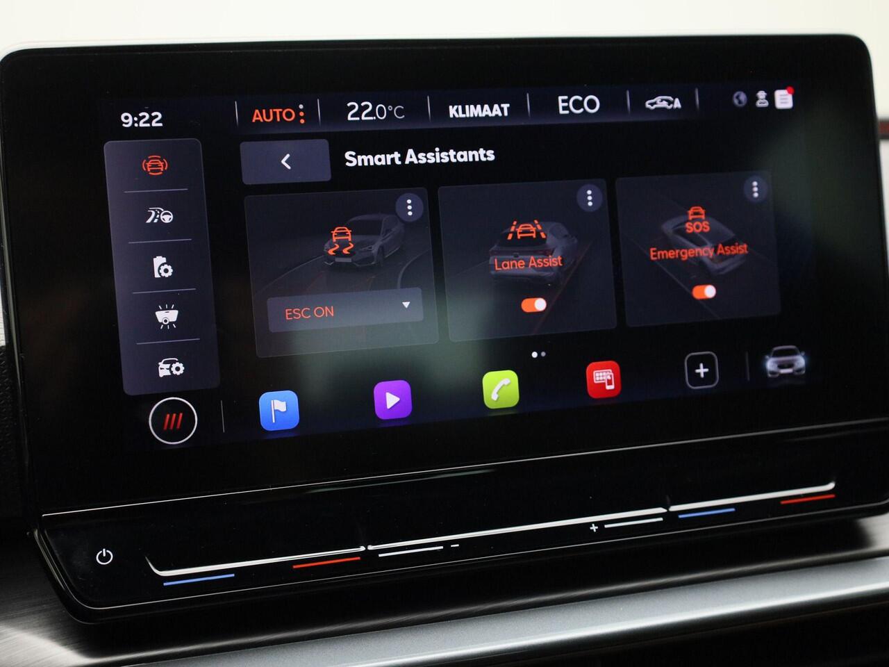 Cupra Leon 1.4e-Hybrid 150kW/204PK DSG · Navigatie · Apple/Android Car Play · Camera + Parkeersensoren