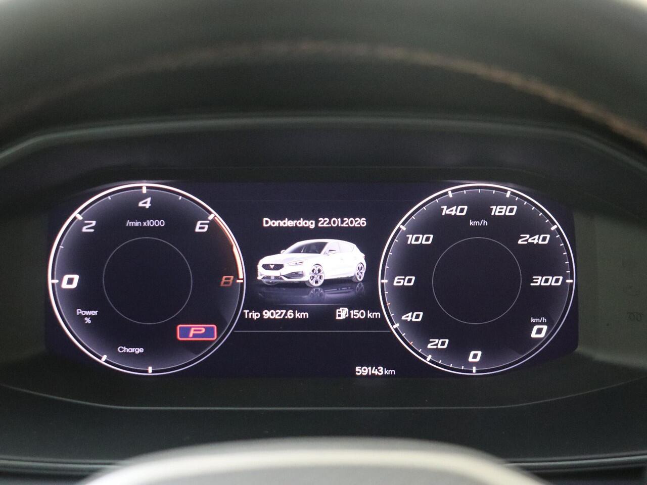 Cupra Leon 1.4 e-Hybrid VZ Business | SoH 94% | Adaptieve demping systeem | 3-zone airco | Keyless | Parkeersensoren achter | Stoel- en stuurwielverwarming | CarPlay | Navigatie |