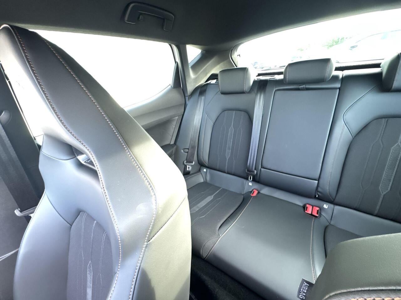 Cupra Leon 1.4 e-Hybrid VZ Performance | Rijklaar | VZ Performance | Apple Carplay/Android Auto |