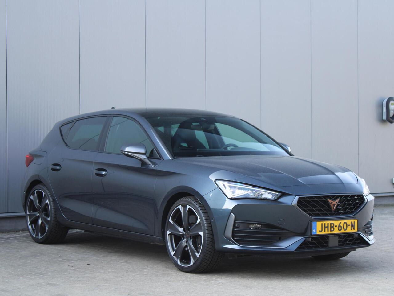 Cupra Leon 1.4 e-Hybrid 245pk VZ Business | Pano | Bucket Seats | 19-Inch Velgen | Winter Pack | Digital Cockpit