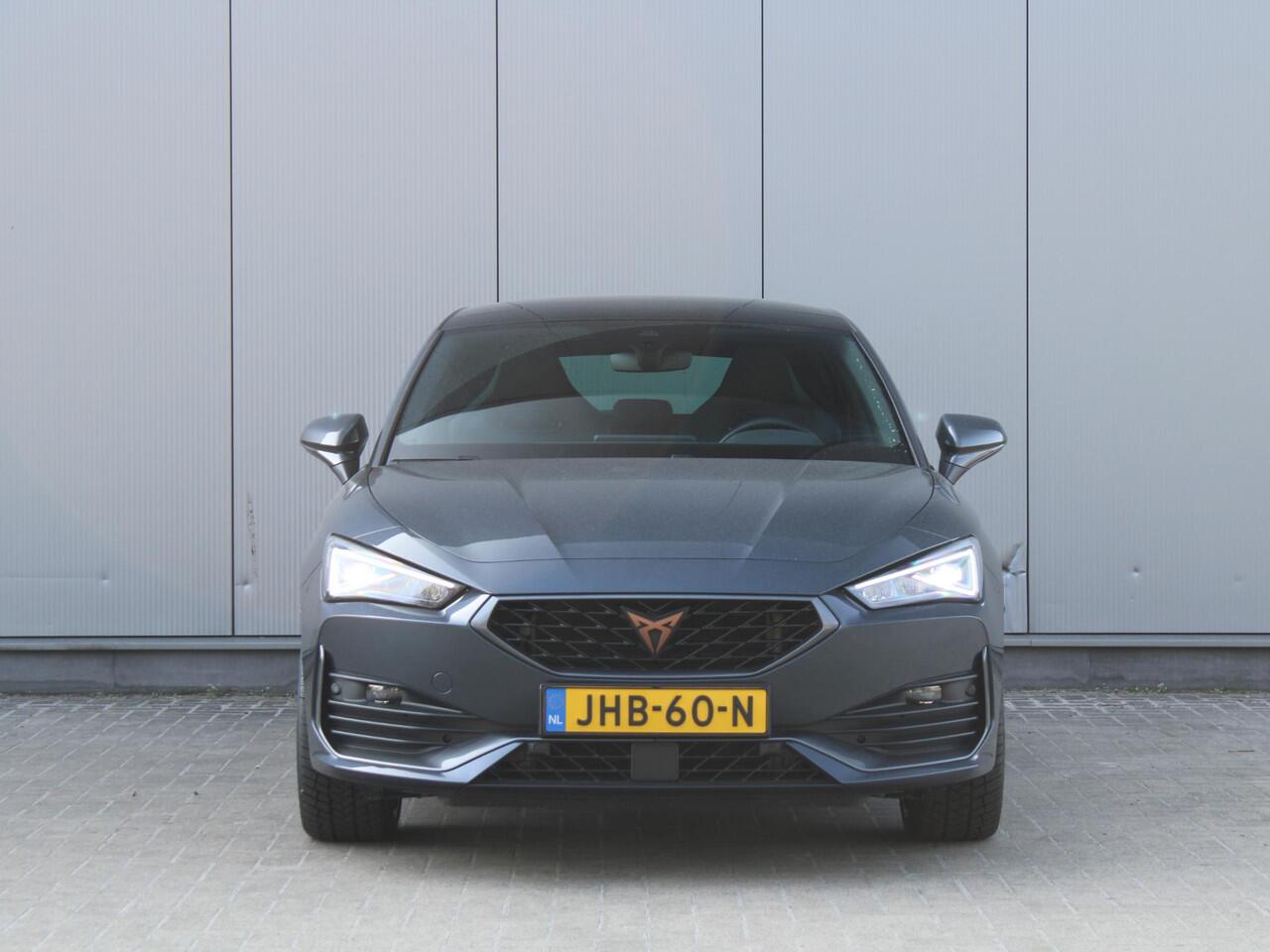 Cupra Leon 1.4 e-Hybrid 245pk VZ Business | Pano | Bucket Seats | 19-Inch Velgen | Winter Pack | Digital Cockpit