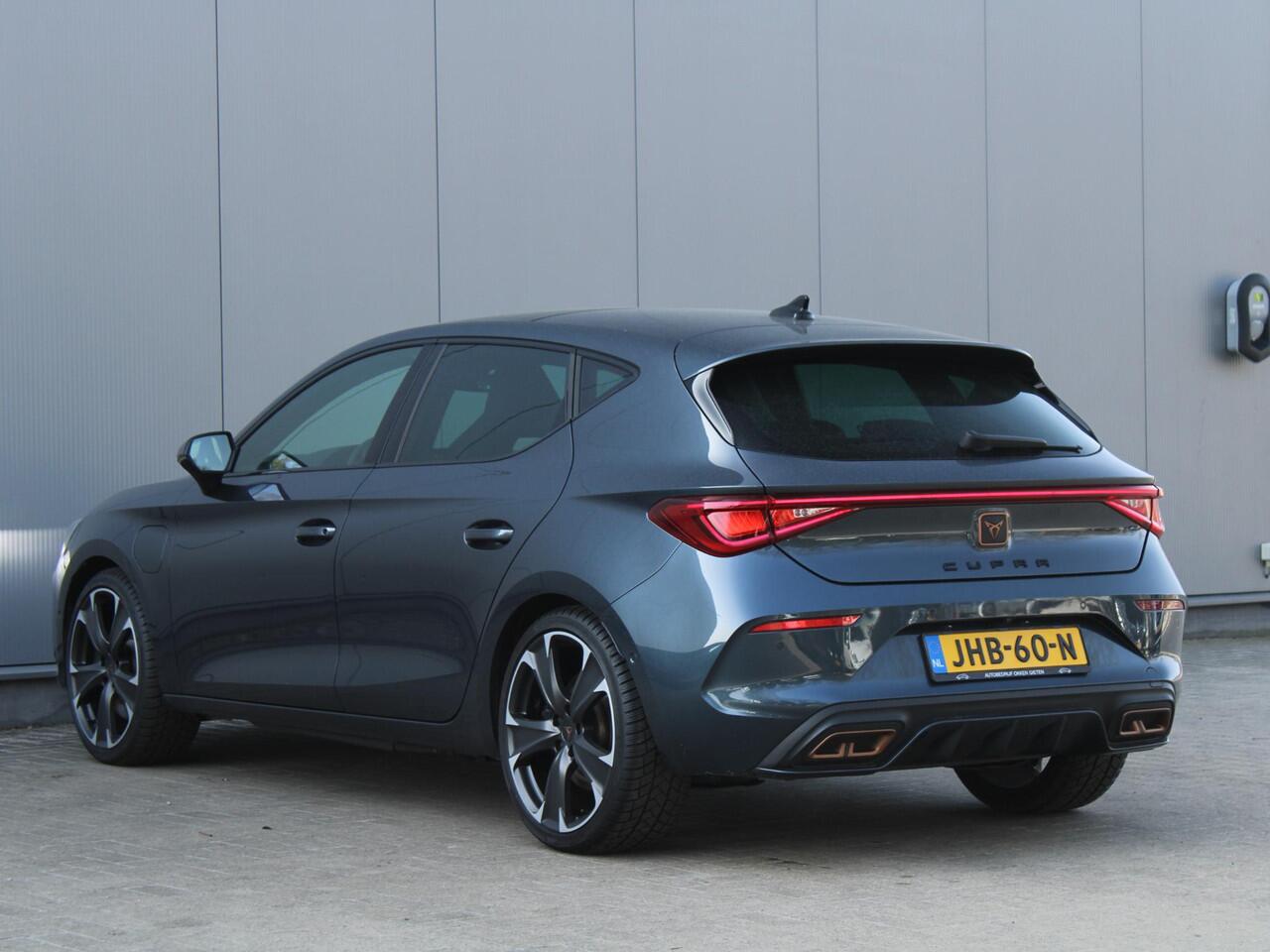 Cupra Leon 1.4 e-Hybrid 245pk VZ Business | Pano | Bucket Seats | 19-Inch Velgen | Winter Pack | Digital Cockpit