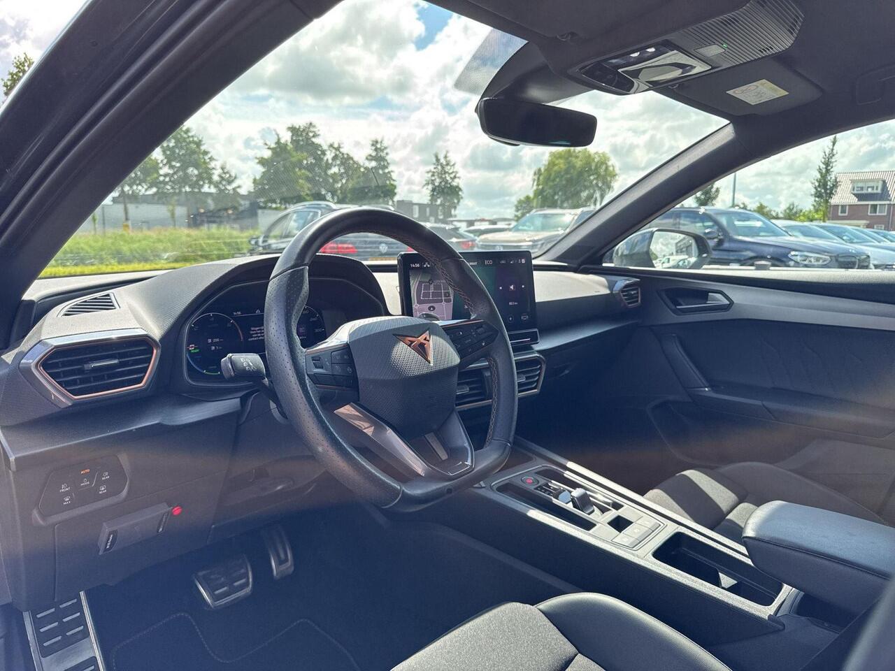 Cupra Leon 1.4 e-Hybrid Essential Limited | A. Camera | Cruise control | PDC |